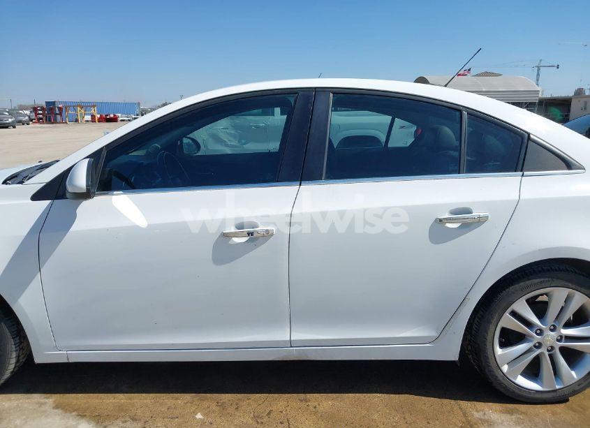 Photo 15 of 2015 Chevrolet Cruze LTZ (VIN 1G1PG5SB0F7192406)