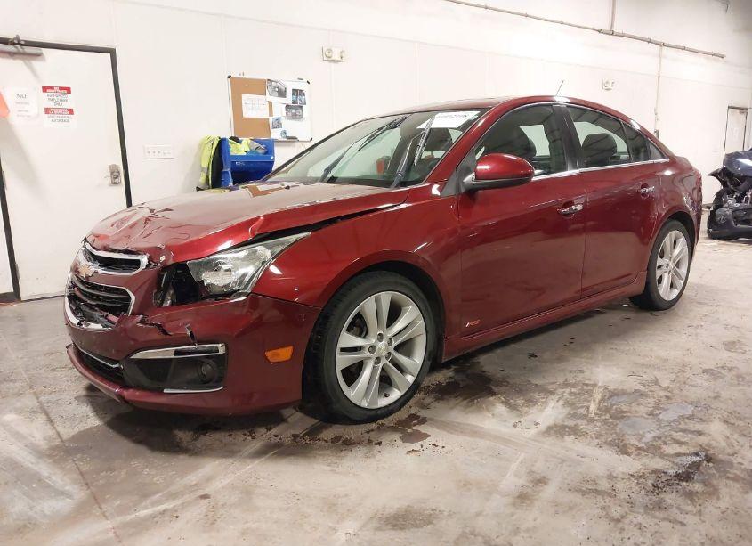 Photo 2 of 2015 Chevrolet Cruze LTZ (VIN 1G1PG5SB0F7242737)