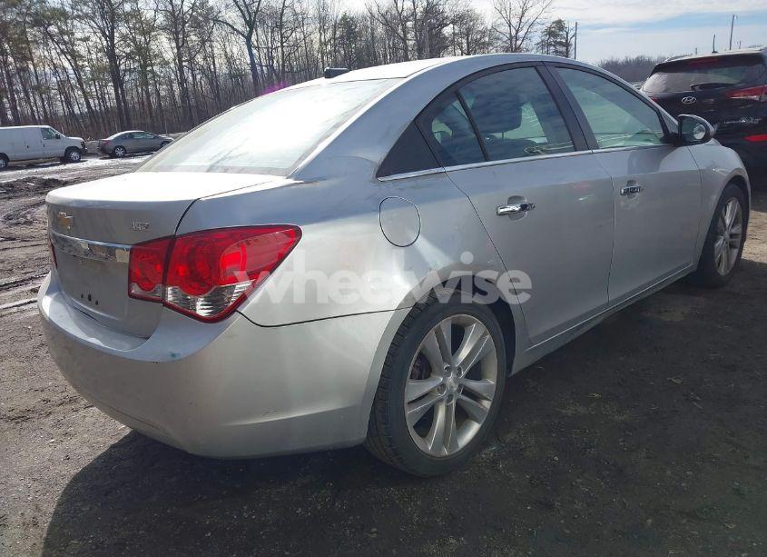 Photo 4 of 2013 Chevrolet Cruze LTZ (VIN 1G1PG5SB1D7143809)