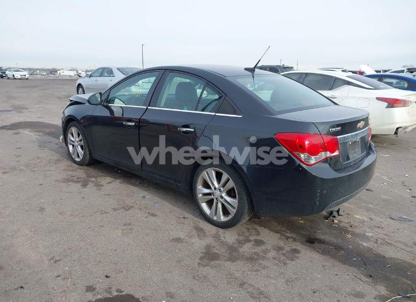 Photo 3 of 2013 Chevrolet Cruze LTZ (VIN 1G1PG5SB1D7211493)