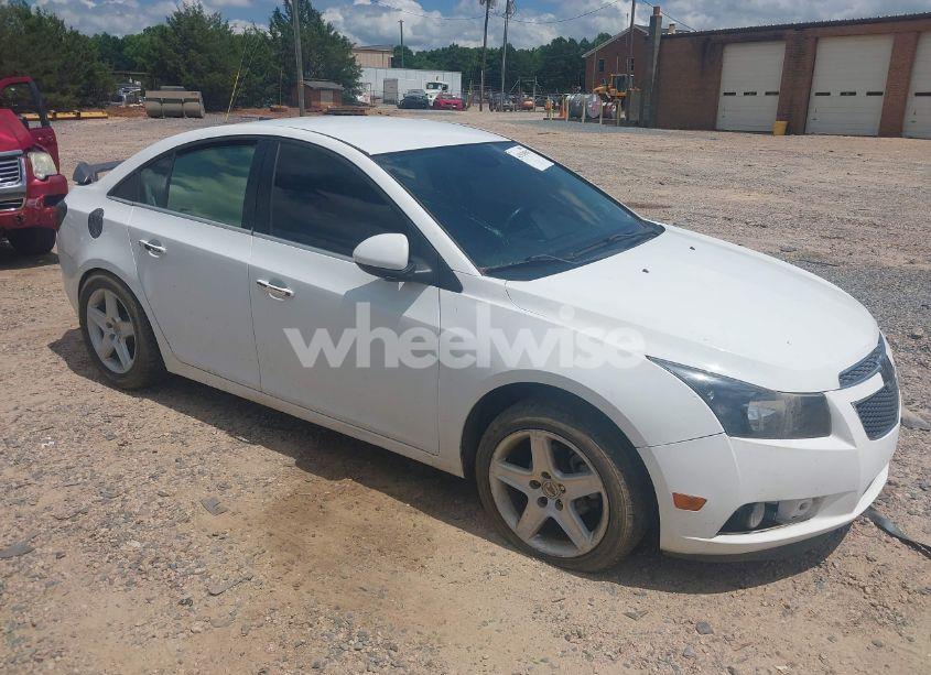 2013 Chevrolet Cruze LTZ (VIN 1G1PG5SB1D7304546) main photo