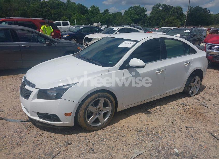 Photo 2 of 2013 Chevrolet Cruze LTZ (VIN 1G1PG5SB1D7304546)