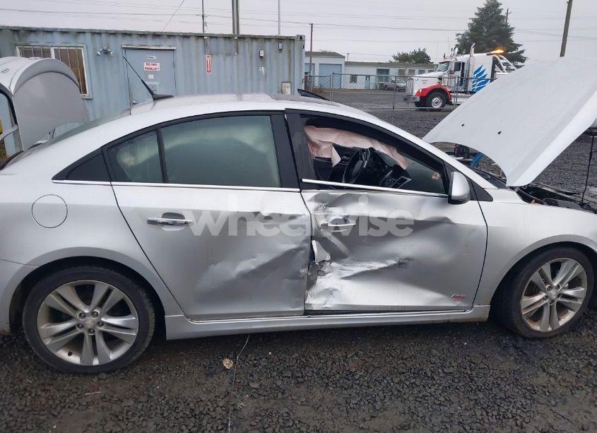 Photo 6 of 2014 Chevrolet Cruze LTZ (VIN 1G1PG5SB1E7275504)