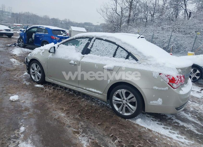 Photo 3 of 2014 Chevrolet Cruze LTZ (VIN 1G1PG5SB1E7334924)