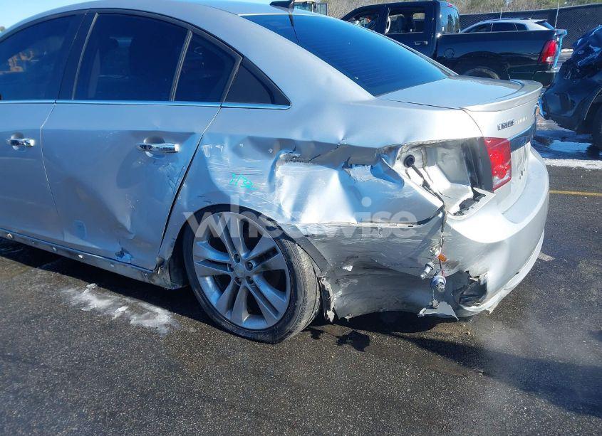 Photo 6 of 2014 Chevrolet Cruze LTZ (VIN 1G1PG5SB1E7382861)