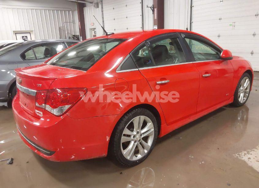 Photo 4 of 2014 Chevrolet Cruze LTZ (VIN 1G1PG5SB1E7388899)