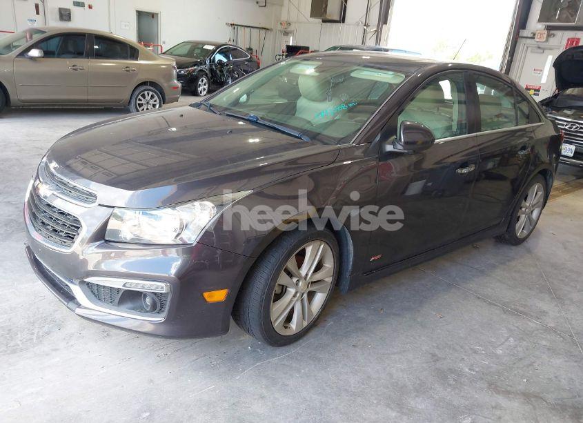 Photo 2 of 2015 Chevrolet Cruze LTZ (VIN 1G1PG5SB1F7211612)