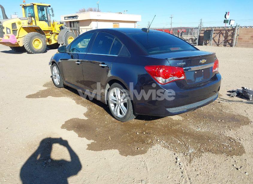 Photo 3 of 2015 Chevrolet Cruze LTZ (VIN 1G1PG5SB1F7234856)