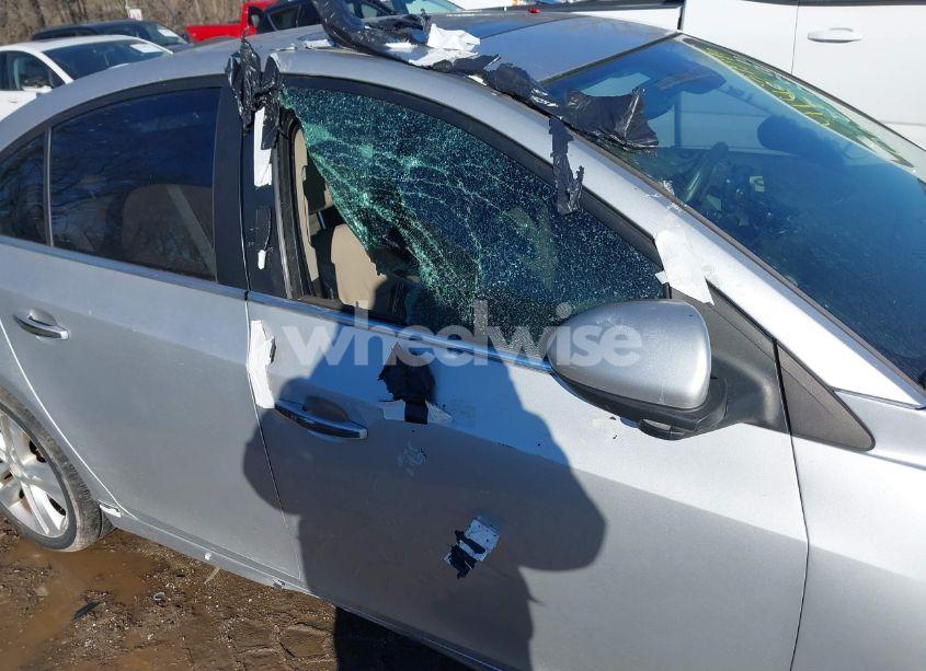 Photo 12 of 2015 Chevrolet Cruze LTZ (VIN 1G1PG5SB1F7239426)