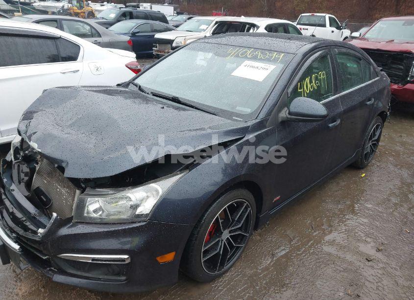 Photo 2 of 2015 Chevrolet Cruze LTZ (VIN 1G1PG5SB1F7281403)