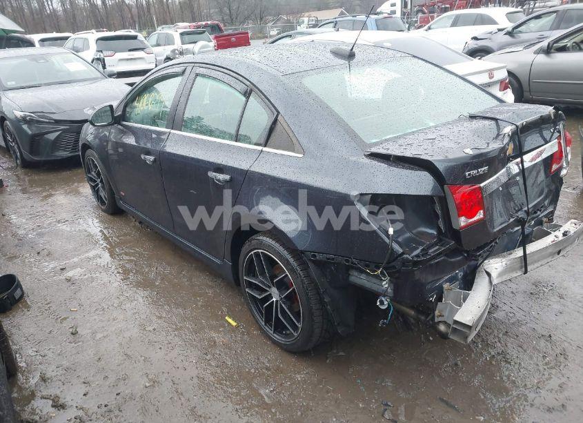 Photo 3 of 2015 Chevrolet Cruze LTZ (VIN 1G1PG5SB1F7281403)