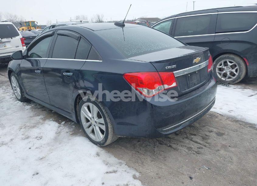Photo 3 of 2015 Chevrolet Cruze LTZ (VIN 1G1PG5SB1F7291588)