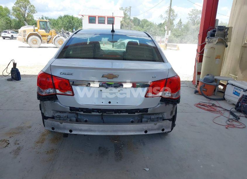 Photo 6 of 2013 Chevrolet Cruze LTZ (VIN 1G1PG5SB2D7104937)