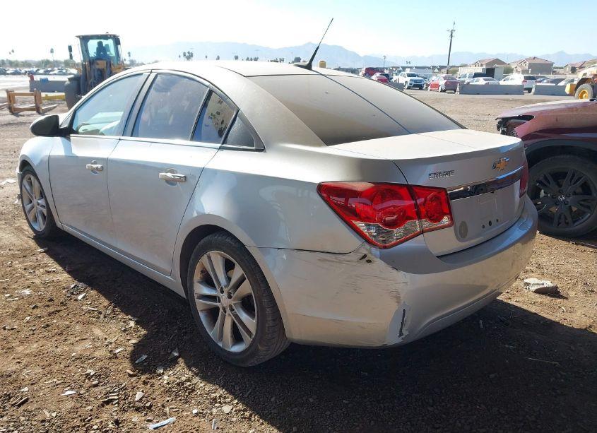 Photo 3 of 2013 Chevrolet Cruze LTZ (VIN 1G1PG5SB2D7105781)
