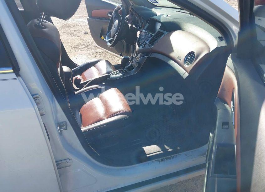 Photo 5 of 2014 Chevrolet Cruze LTZ (VIN 1G1PG5SB2E7124834)