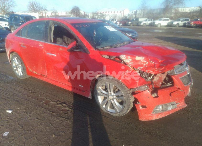 2014 Chevrolet Cruze LTZ (VIN 1G1PG5SB2E7146722) main photo