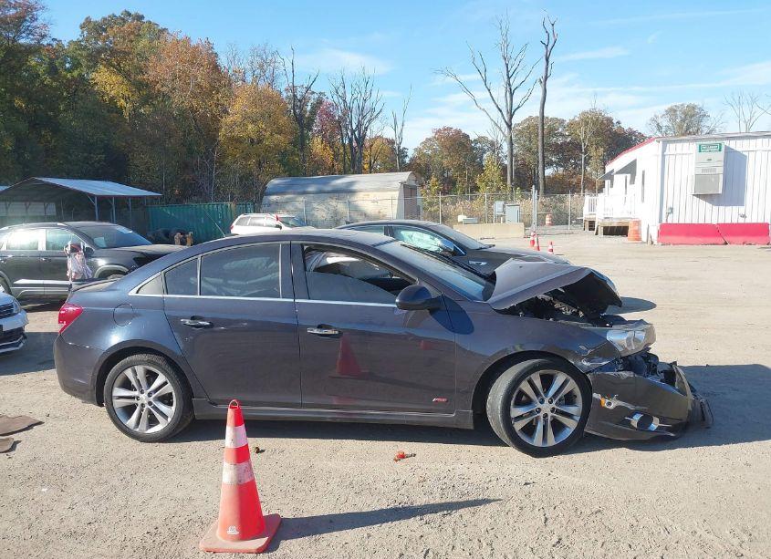 Photo 13 of 2014 Chevrolet Cruze LTZ (VIN 1G1PG5SB2E7147577)