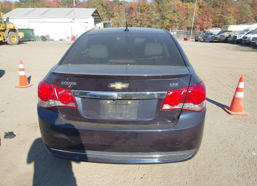 Photo 16 of 2014 Chevrolet Cruze LTZ (VIN 1G1PG5SB2E7147577)