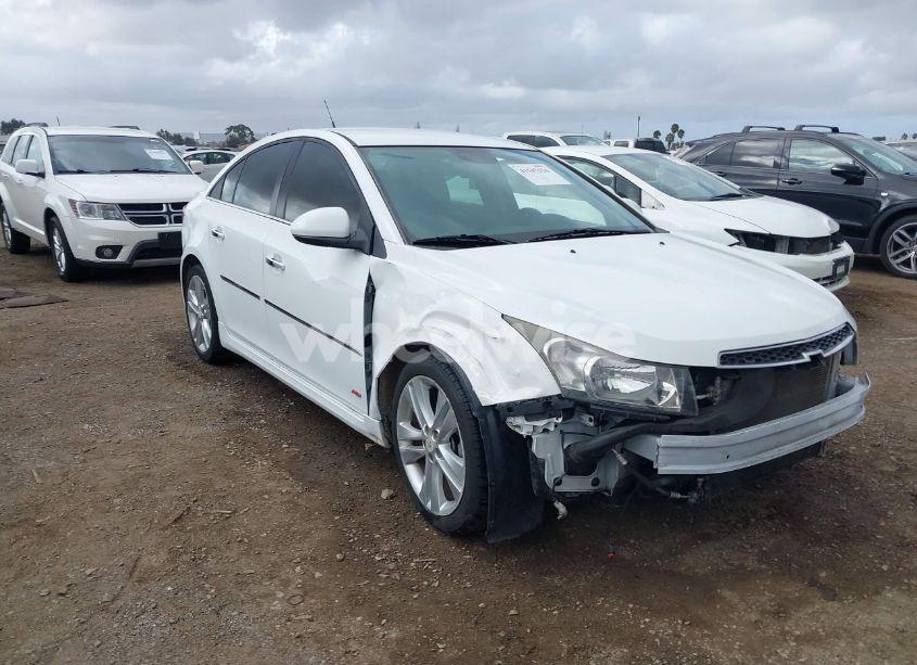 Photo 6 of 2014 Chevrolet Cruze LTZ (VIN 1G1PG5SB2E7184046)