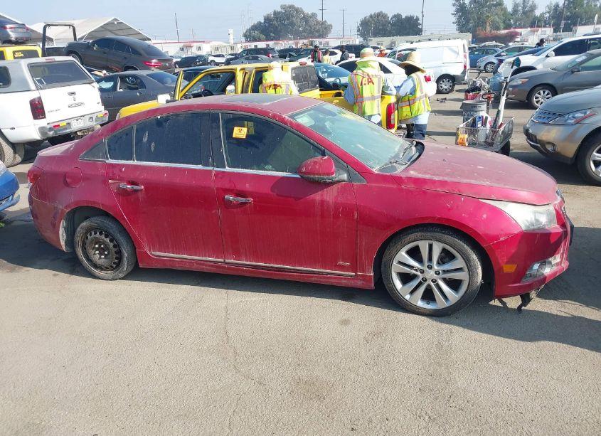 Photo 12 of 2014 Chevrolet Cruze LTZ (VIN 1G1PG5SB2E7282669)