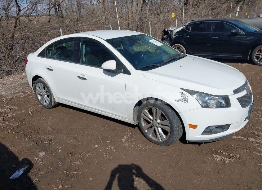 2014 Chevrolet Cruze LTZ (VIN 1G1PG5SB2E7300023) main photo