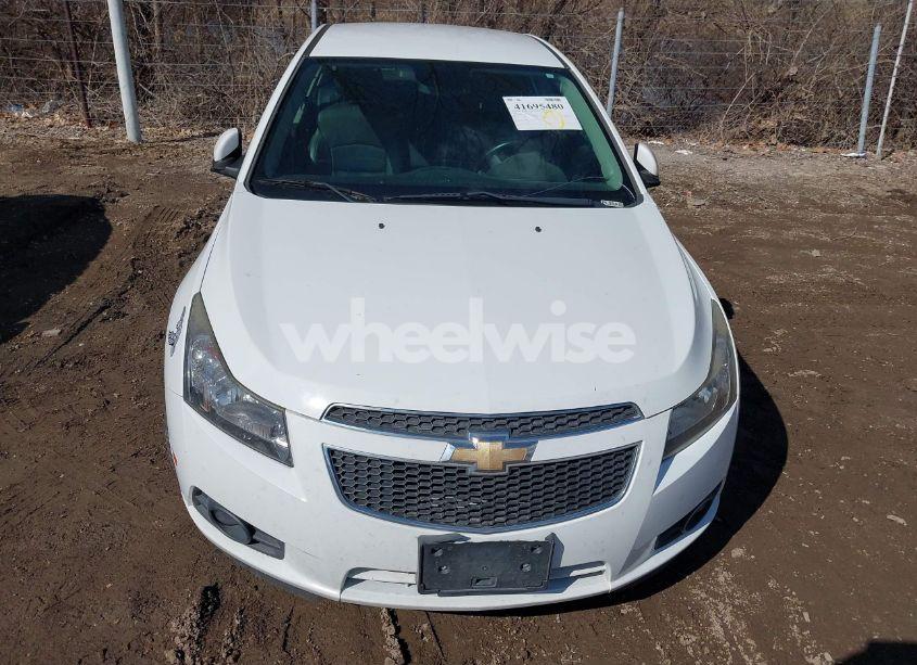Photo 6 of 2014 Chevrolet Cruze LTZ (VIN 1G1PG5SB2E7300023)