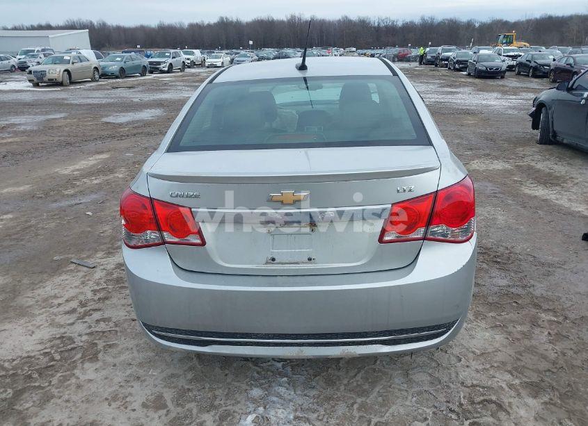 Photo 17 of 2014 Chevrolet Cruze LTZ (VIN 1G1PG5SB2E7386398)