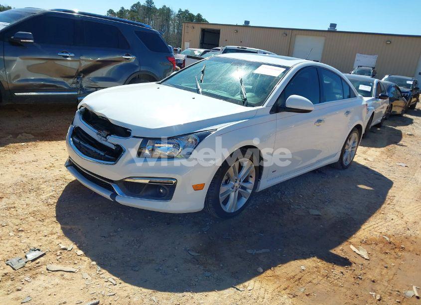 Photo 2 of 2015 Chevrolet Cruze LTZ (VIN 1G1PG5SB2F7151906)