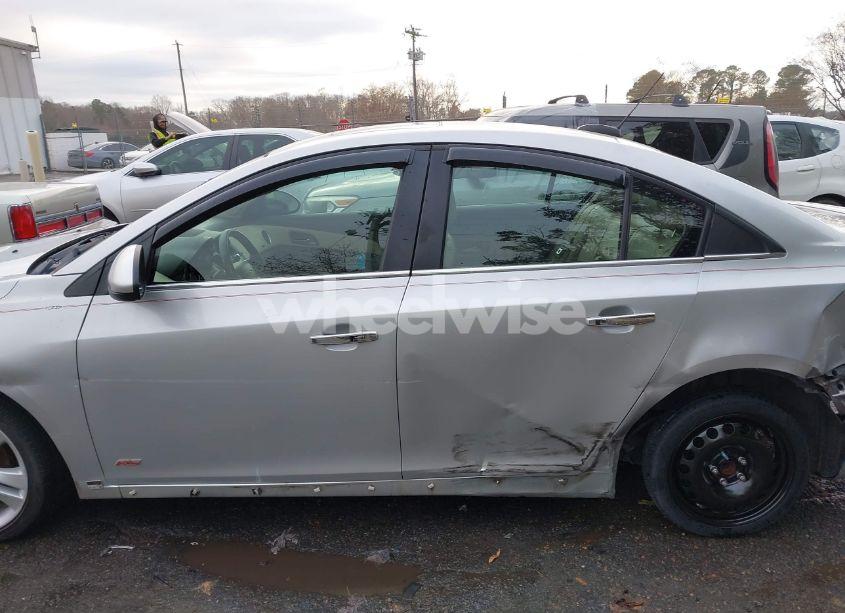 Photo 14 of 2015 Chevrolet Cruze LTZ (VIN 1G1PG5SB2F7209299)