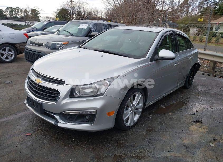 Photo 2 of 2015 Chevrolet Cruze LTZ (VIN 1G1PG5SB2F7209299)