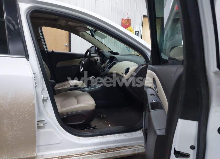 Photo 5 of 2015 Chevrolet Cruze LTZ (VIN 1G1PG5SB2F7240987)