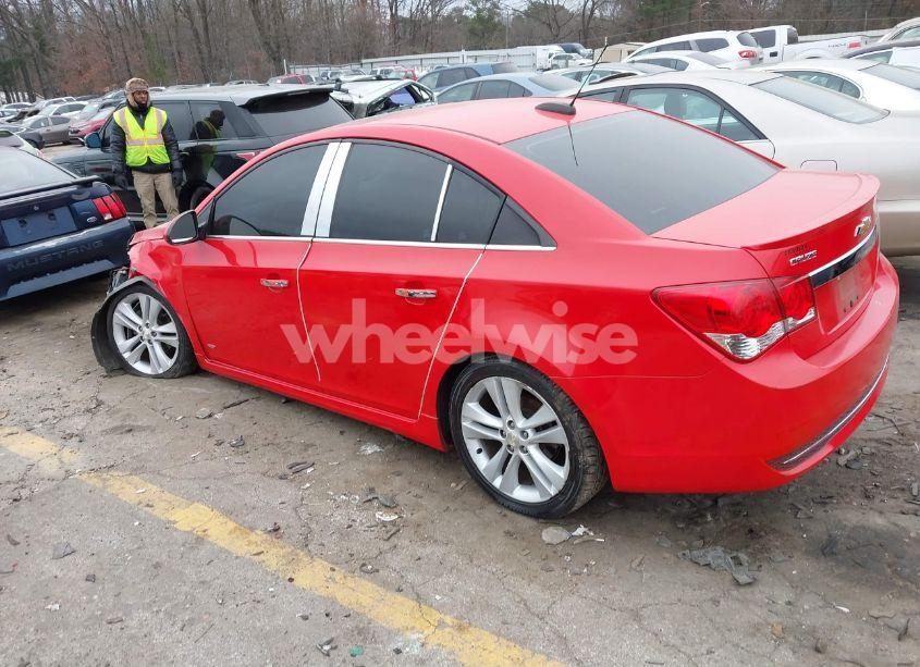 Photo 3 of 2015 Chevrolet Cruze LTZ (VIN 1G1PG5SB2F7246272)