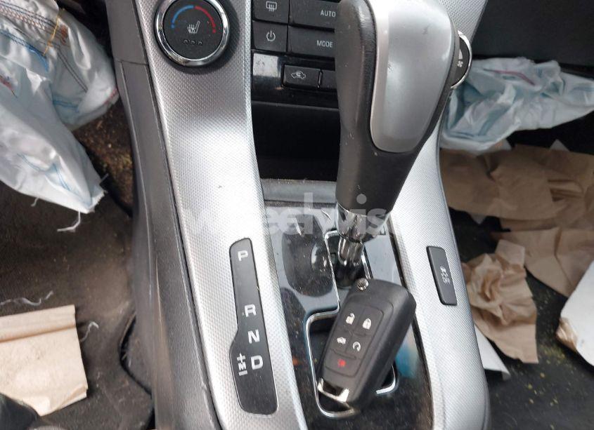 Photo 11 of 2015 Chevrolet Cruze LTZ (VIN 1G1PG5SB2F7253478)