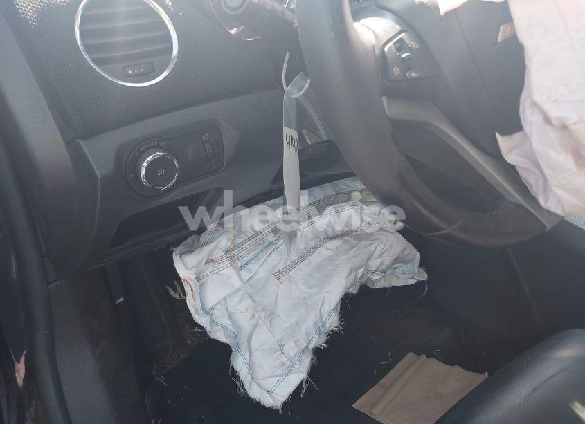 Photo 12 of 2015 Chevrolet Cruze LTZ (VIN 1G1PG5SB2F7253478)