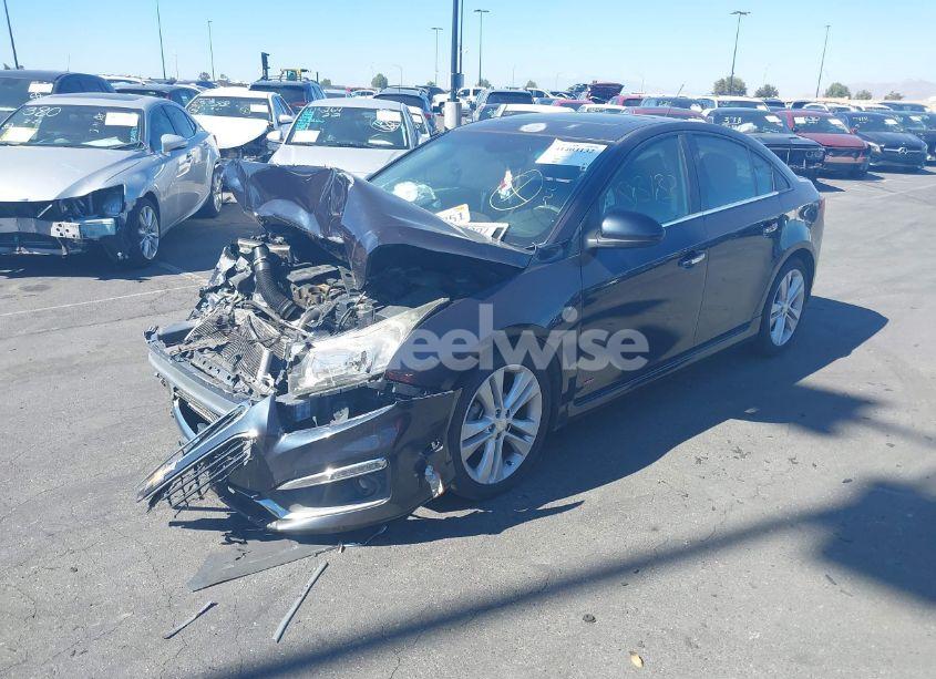 Photo 2 of 2015 Chevrolet Cruze LTZ (VIN 1G1PG5SB2F7253478)