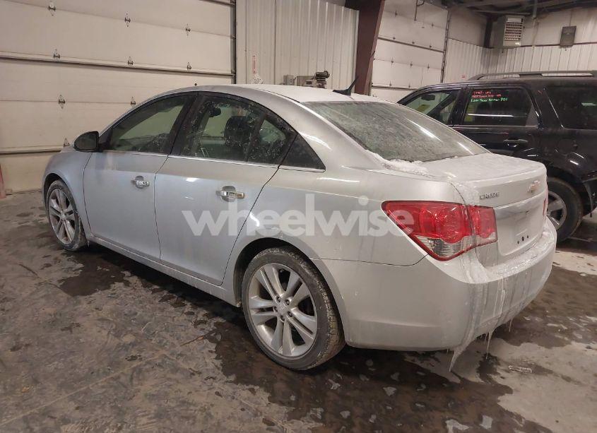 Photo 3 of 2013 Chevrolet Cruze LTZ (VIN 1G1PG5SB3D7101576)