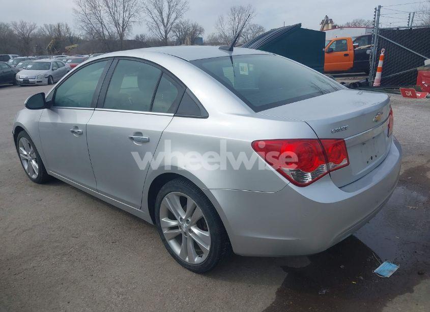 Photo 3 of 2013 Chevrolet Cruze LTZ (VIN 1G1PG5SB3D7125862)