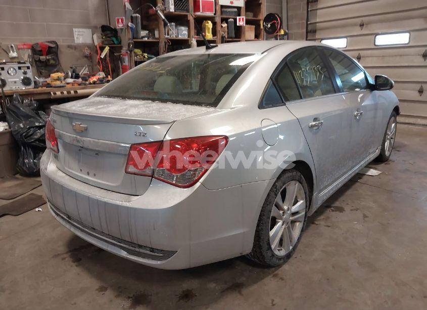 Photo 4 of 2014 Chevrolet Cruze LTZ (VIN 1G1PG5SB3E7385616)