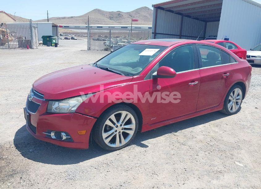 Photo 2 of 2014 Chevrolet Cruze LTZ (VIN 1G1PG5SB3E7395157)