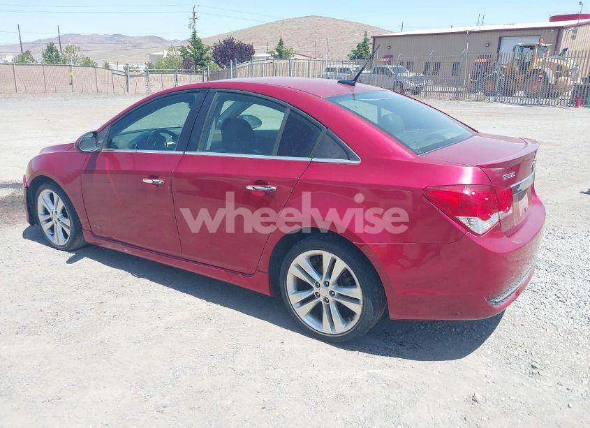 Photo 3 of 2014 Chevrolet Cruze LTZ (VIN 1G1PG5SB3E7395157)