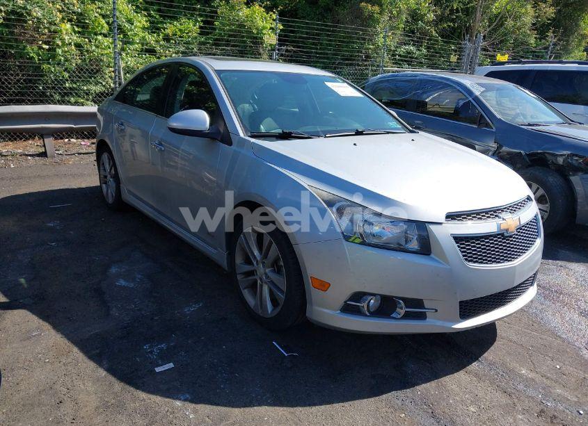 2014 Chevrolet Cruze LTZ (VIN 1G1PG5SB3E7487305) main photo