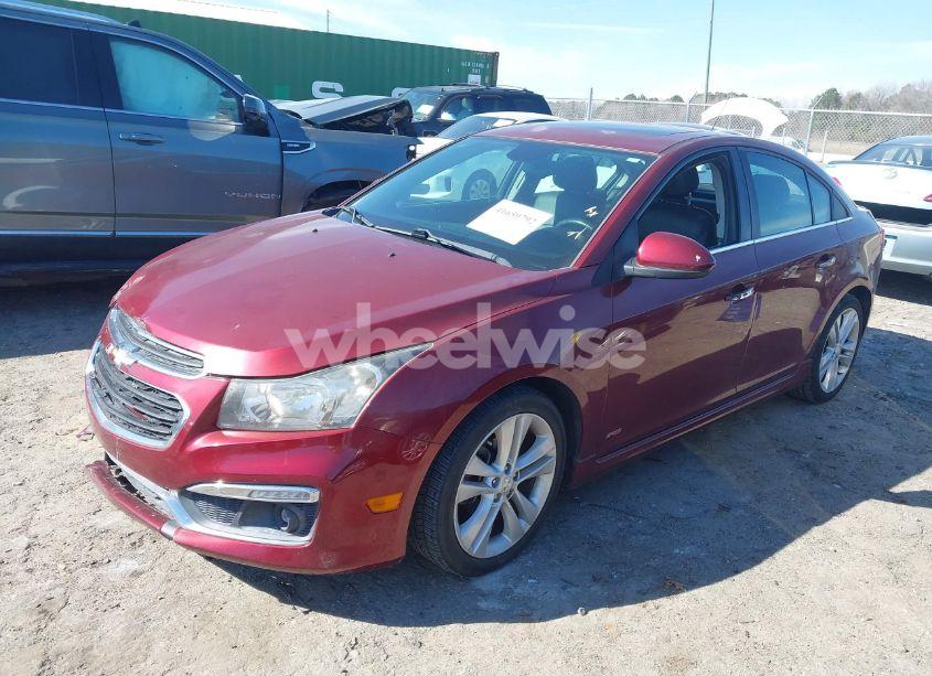 Photo 2 of 2015 Chevrolet Cruze LTZ (VIN 1G1PG5SB3F7135987)