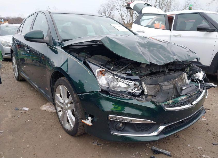 2015 Chevrolet Cruze LTZ (VIN 1G1PG5SB3F7142101) main photo