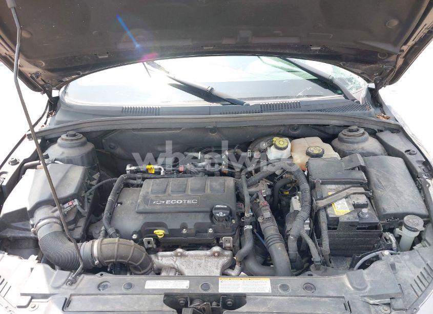 Photo 10 of 2015 Chevrolet Cruze LTZ (VIN 1G1PG5SB3F7265817)