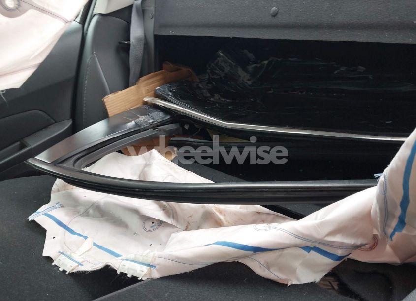 Photo 11 of 2015 Chevrolet Cruze LTZ (VIN 1G1PG5SB3F7265817)