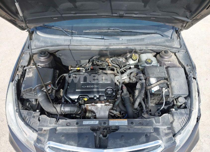 Photo 10 of 2015 Chevrolet Cruze LTZ (VIN 1G1PG5SB3F7299031)