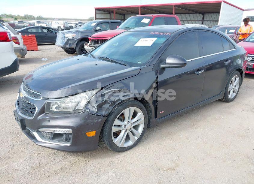 Photo 2 of 2015 Chevrolet Cruze LTZ (VIN 1G1PG5SB3F7299031)