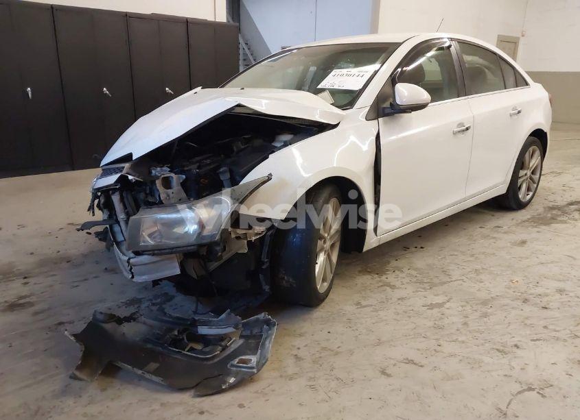 Photo 2 of 2013 Chevrolet Cruze LTZ (VIN 1G1PG5SB4D7273583)