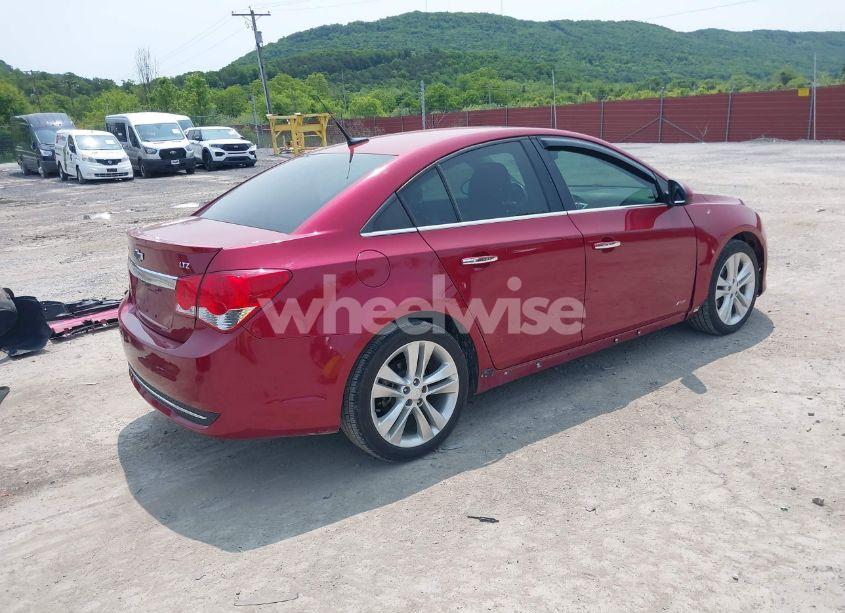 Photo 4 of 2014 Chevrolet Cruze LTZ (VIN 1G1PG5SB4E7313811)