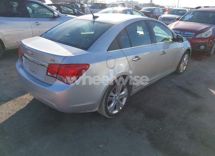 Photo 4 of 2014 Chevrolet Cruze LTZ (VIN 1G1PG5SB4E7412516)